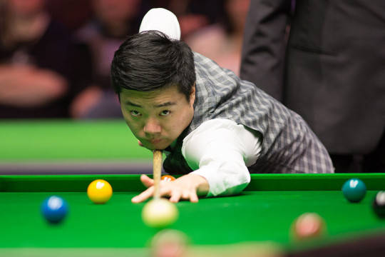 他以其沉稳 他以其沉稳